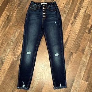 Juniors KanCan Distressed Jeans~Excellent Condition!!!! Size 1/24